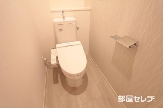 トイレ　個室トイレ