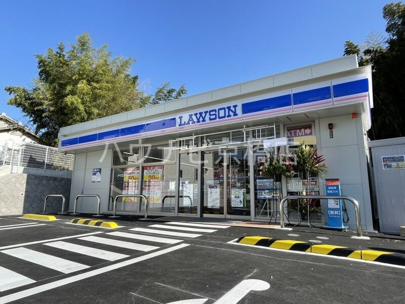 コンビニ　ローソン守口南寺方北通一丁目店（コンビニ）まで566m