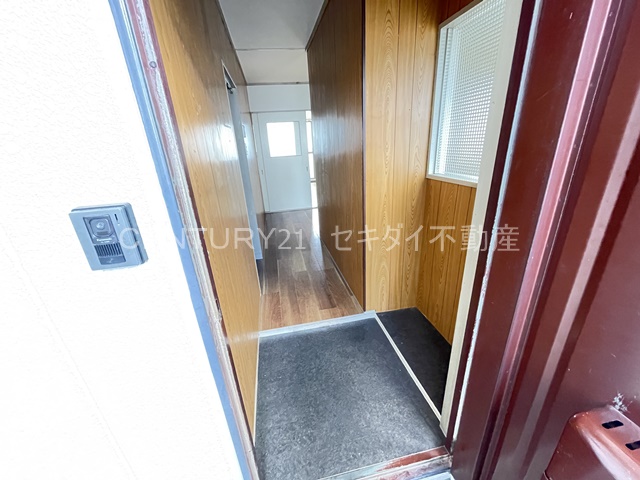 ビートル山本北C棟の玄関写真