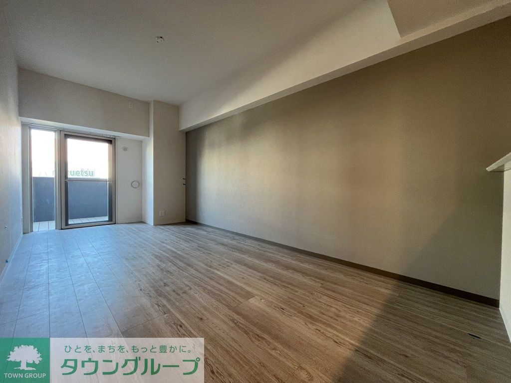 居室・リビング　フローリング