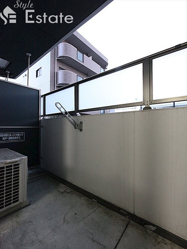 バルコニー　バルコニー