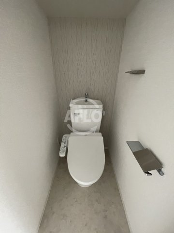 トイレ　エスリード阿波座プライムコート　トイレ