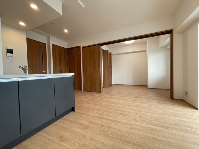 居室・リビング　写真は同タイプ住居です。