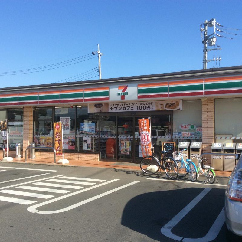 コンビニ　ローソン 越谷大成町三丁目店（コンビニ）まで290m