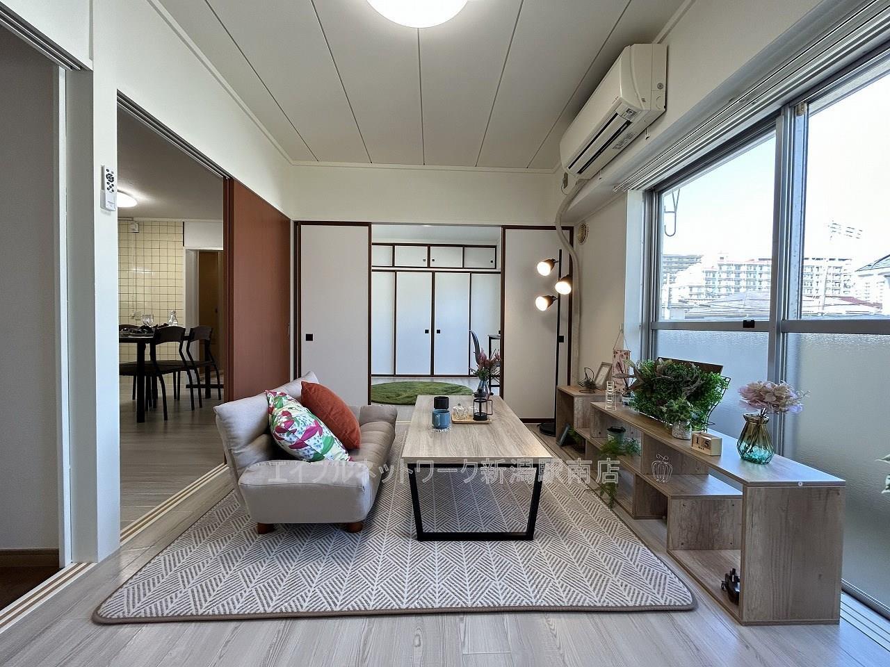 居室・リビング　家具、小物類はついておりません。