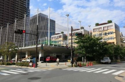 中学校　日野学園（中学校）まで1100m