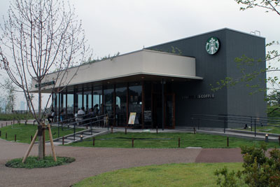 飲食店　スターバックス（飲食店）まで2180m