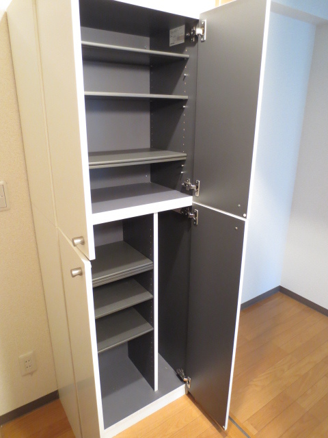 収納　同型の他のお部屋のお写真です。