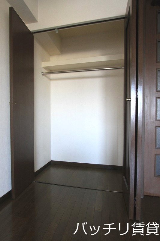 収納　画像は別号室タイプの為、現状を優先致します。