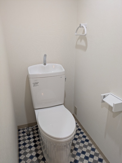 トイレ　トイレ