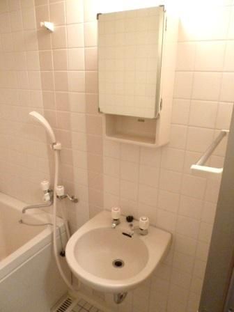 洗面設備　他号室参考写真