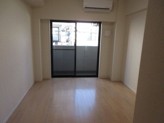 居室・リビング　★広々居室スペース★