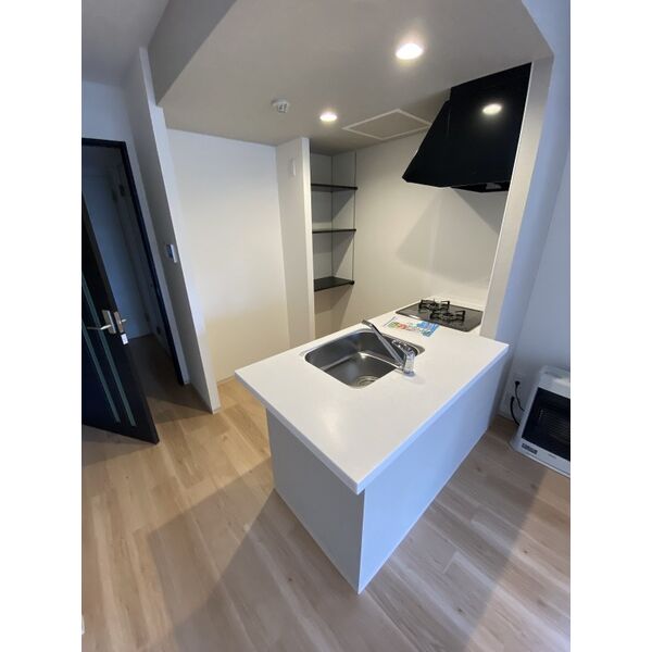 キッチン　人気の対面システムキッチンタイプです！