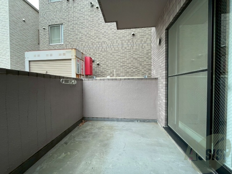 バルコニー　バルコニーです。天気の良い日には外干しができます！