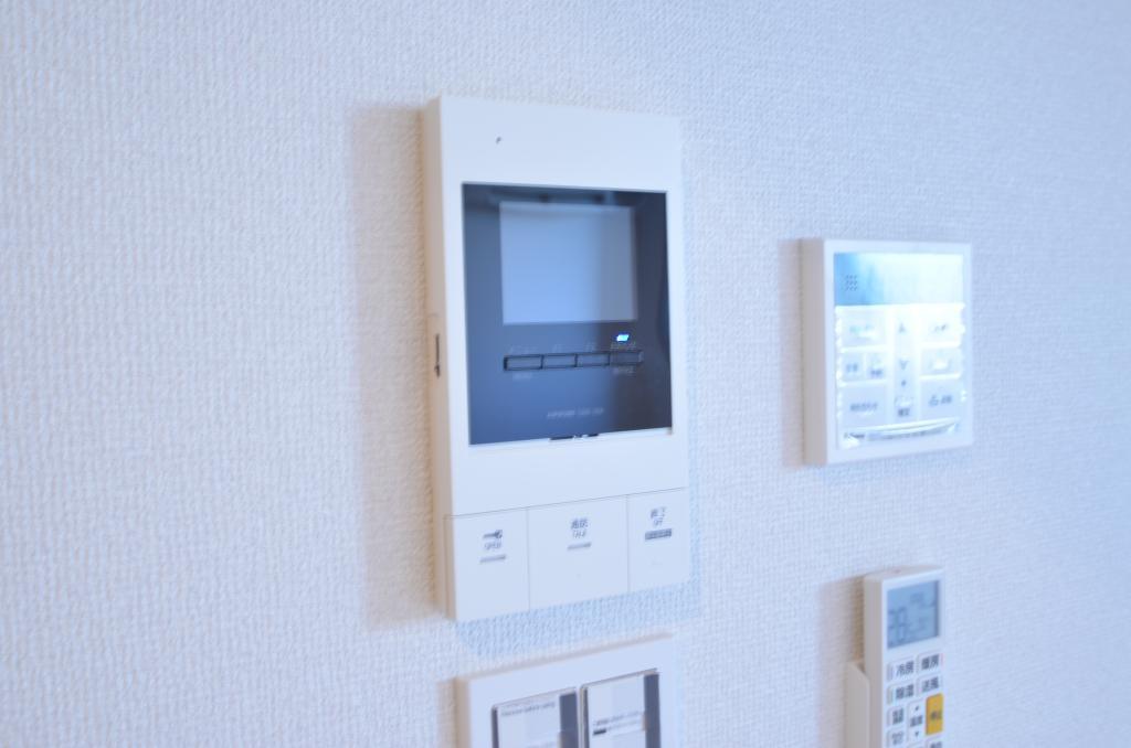 セキュリティ　カメラ付インターホン