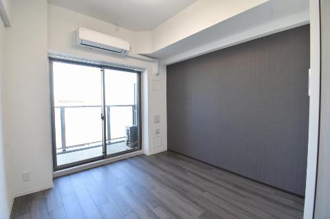 居室・リビング　室内