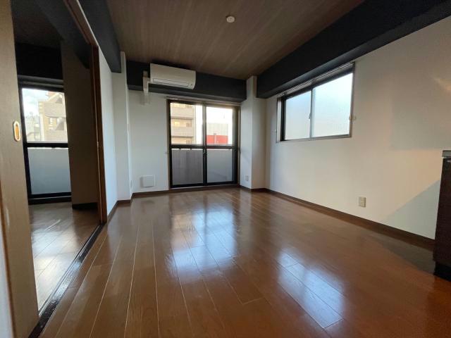 居室・リビング　参考写真です