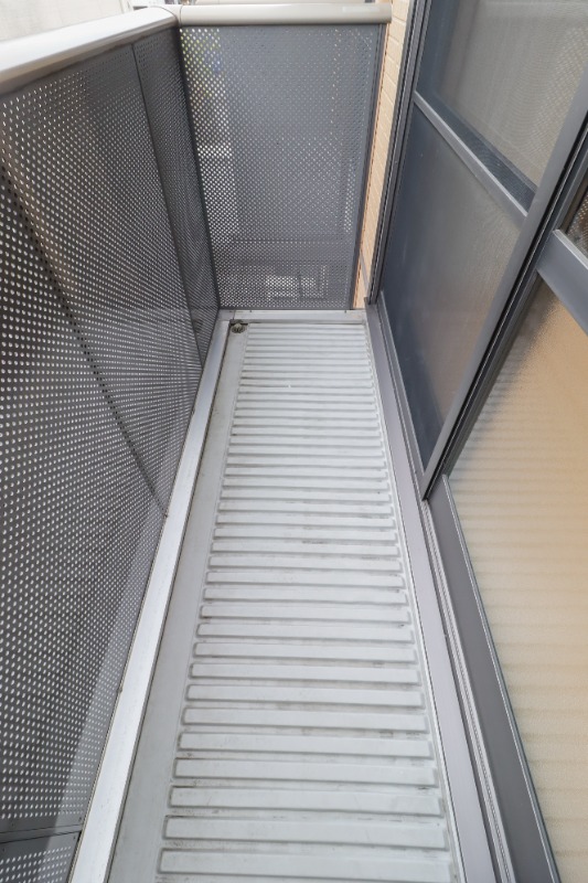 バルコニー　図面と現状に相違がある場合には現状を優先