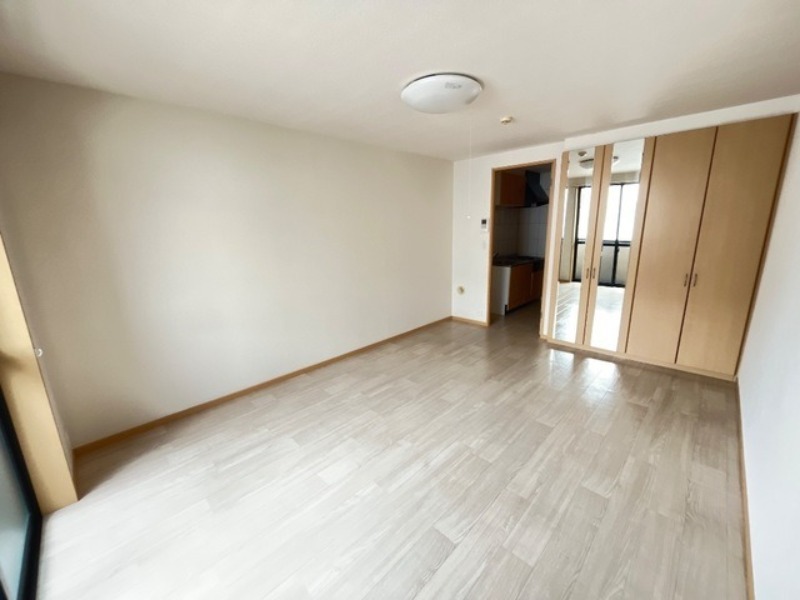 居室・リビング　図面と現状に相違がある場合には現状を優先