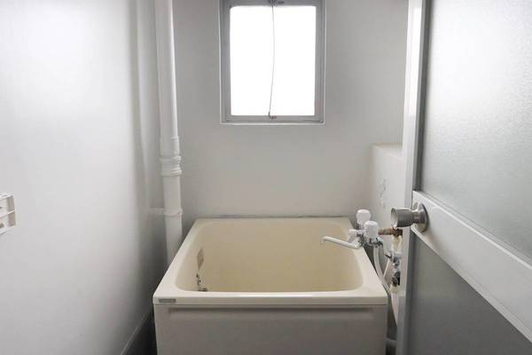 バス・シャワールーム　ビレッジハウスの同一物件・同一タイプの間取りの写真です