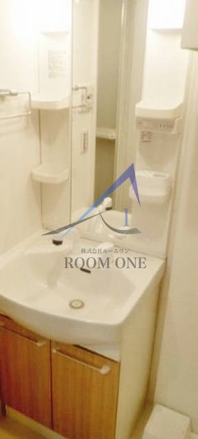 洗面設備　洗面台です。
