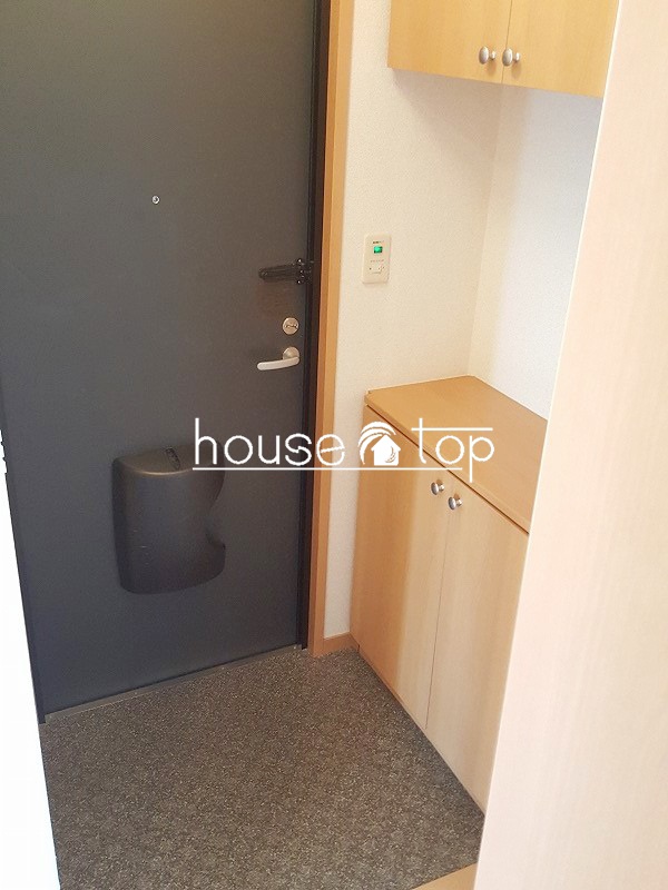 玄関　シューズボックス完備で大変便利ですよ♪