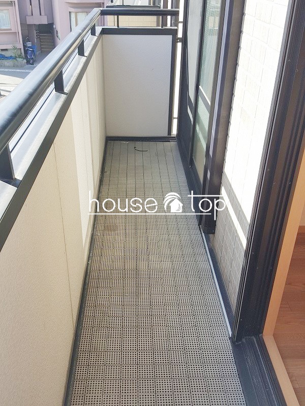 バルコニー　南面バルコニーなので日当たり良好ですよ！