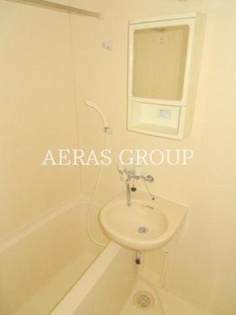 バス・シャワールーム　浴槽