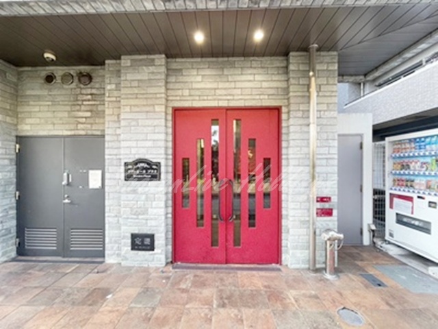 エントランス　安心のセキュリティ♪