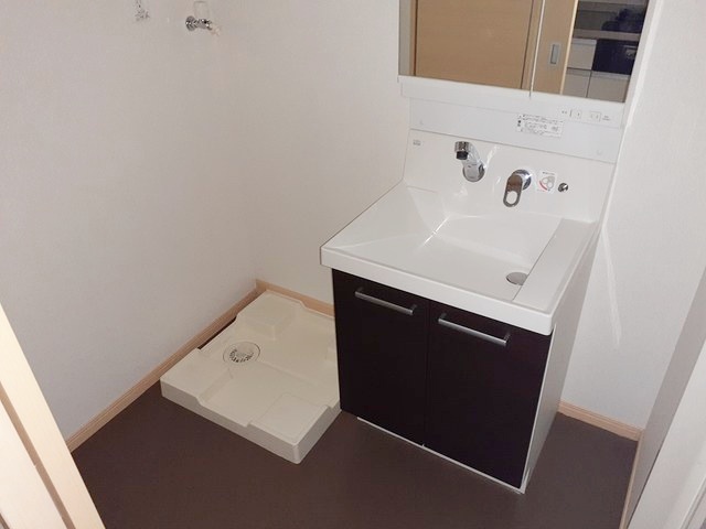 洗面設備　人気の独立洗面台♪