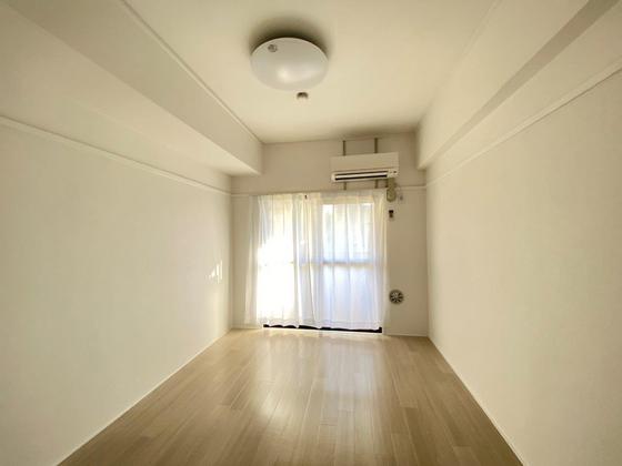 居室・リビング　※別部屋の写真です