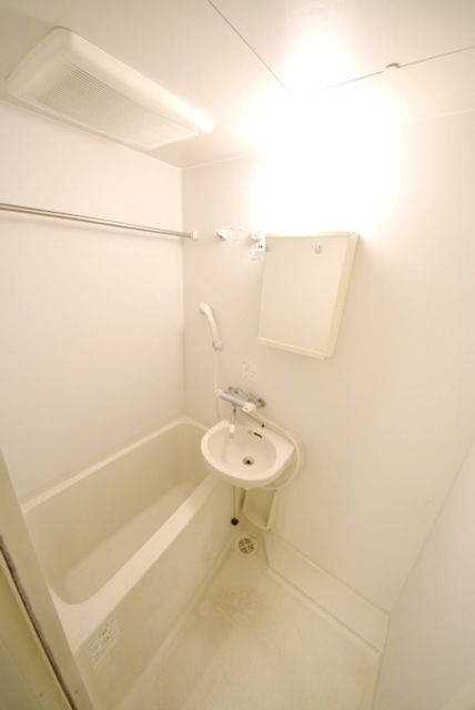 バス・シャワールーム　★バストイレ別★