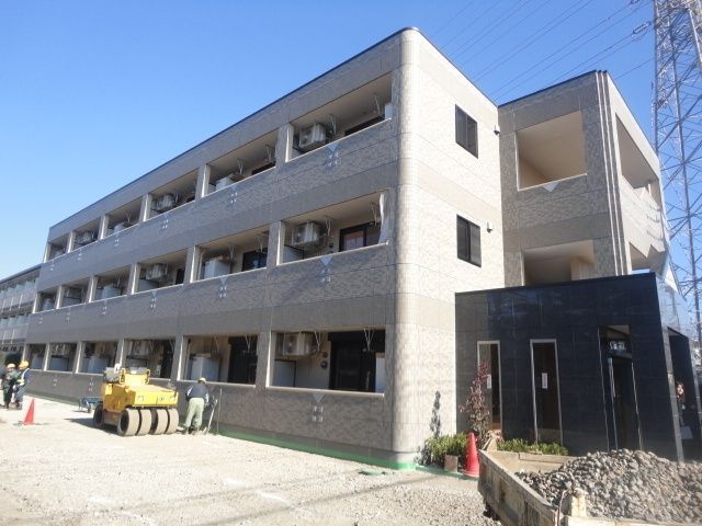 建物外観　♪外観タイル貼の物件ですよ♪