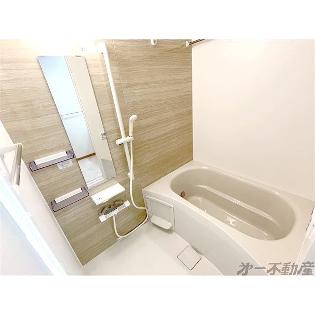 バス・シャワールーム　バスルーム