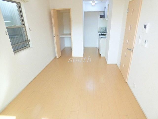 居室・リビング　開放感溢れる広々としたお部屋です♪