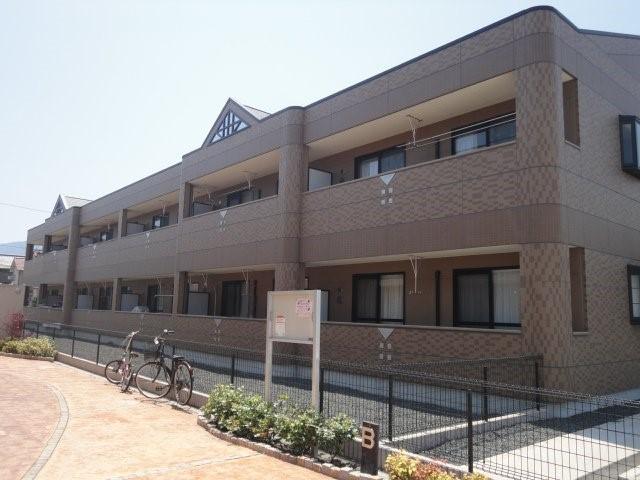 建物外観　外観写真（昼）