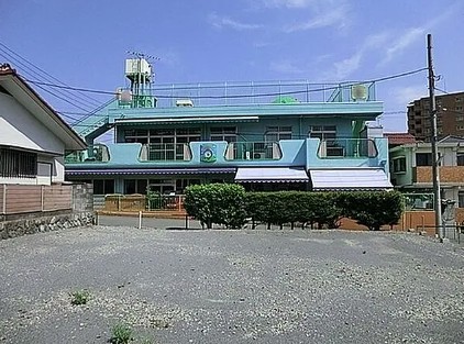 幼稚園・保育園　あゆみ保育園（幼稚園・保育園）まで320m