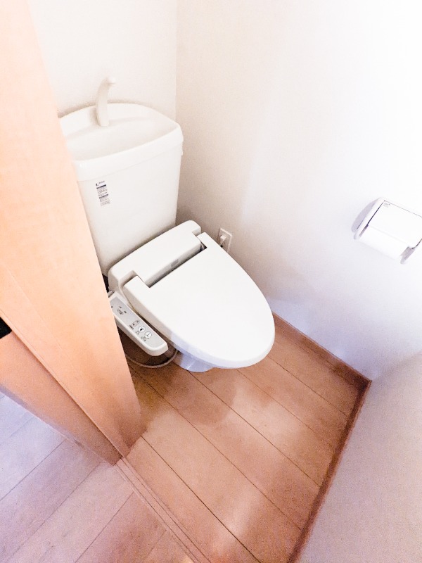トイレ　図面と現状に相違がある場合には現状を優先