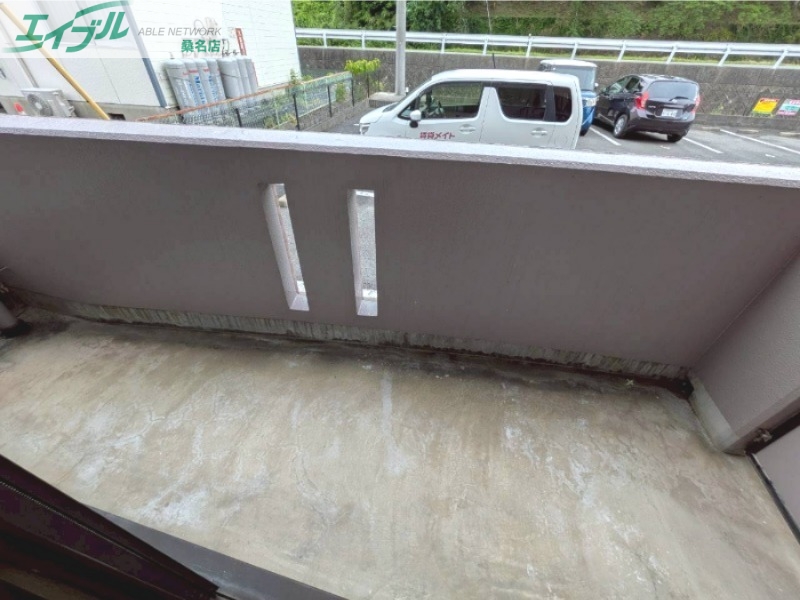 バルコニー　同物件別部屋の写真