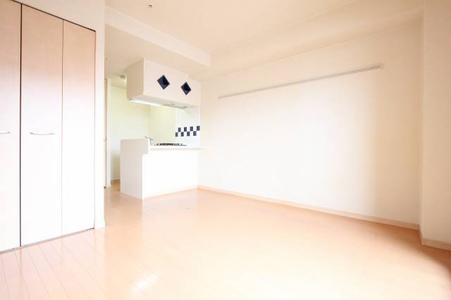 居室・リビング　カウンターキッチンが嬉しいお部屋です