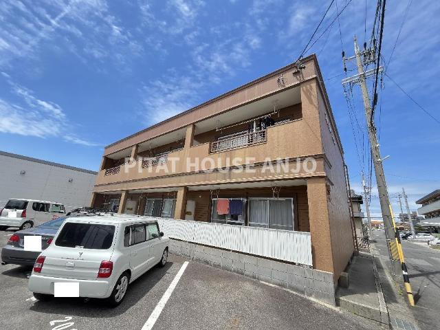 建物外観　外観写真（昼）