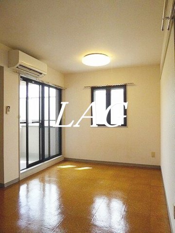 居室・リビング　洋室のお部屋です。