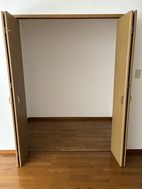 収納　※別号室の参考写真です