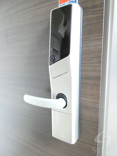 玄関　同仕様