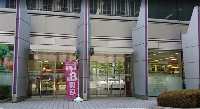 スーパー　マックスバリュエクスプレス西梅田（スーパー）まで343m