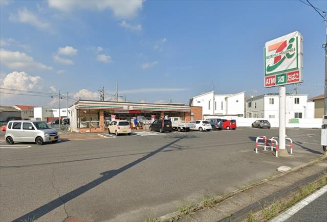 コンビニ　セブンイレブン西辛川店（コンビニ）まで521m