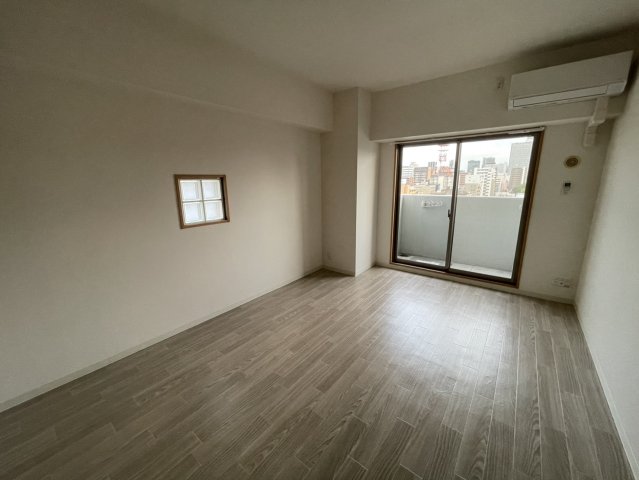 プランドール浅間町の居間写真