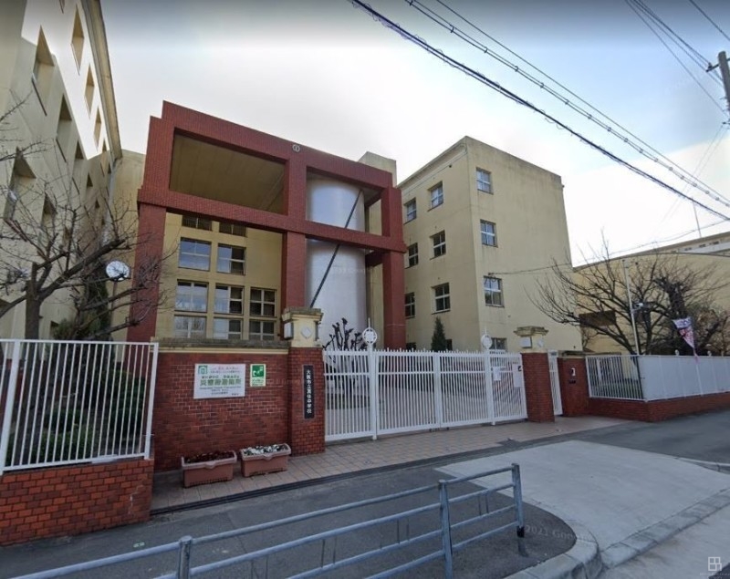 中学校　大阪市立真住中学校（中学校）まで602m