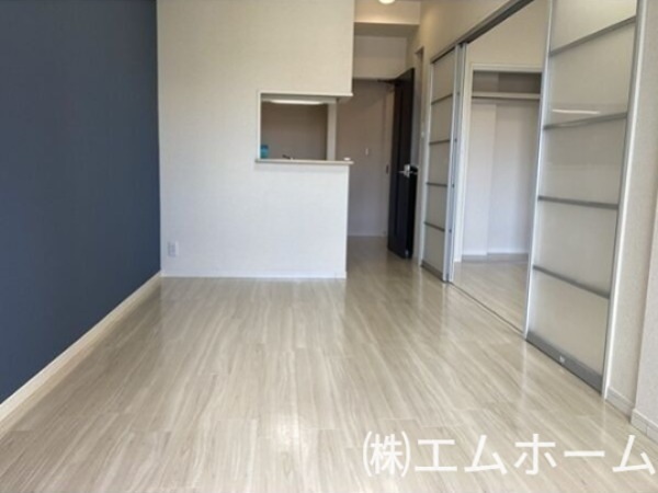 居室・リビング　LDK9.8帖　カウンターキッチン