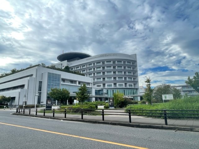 病院　名古屋市立大学医学部附属西部医療センター（病院）まで956m